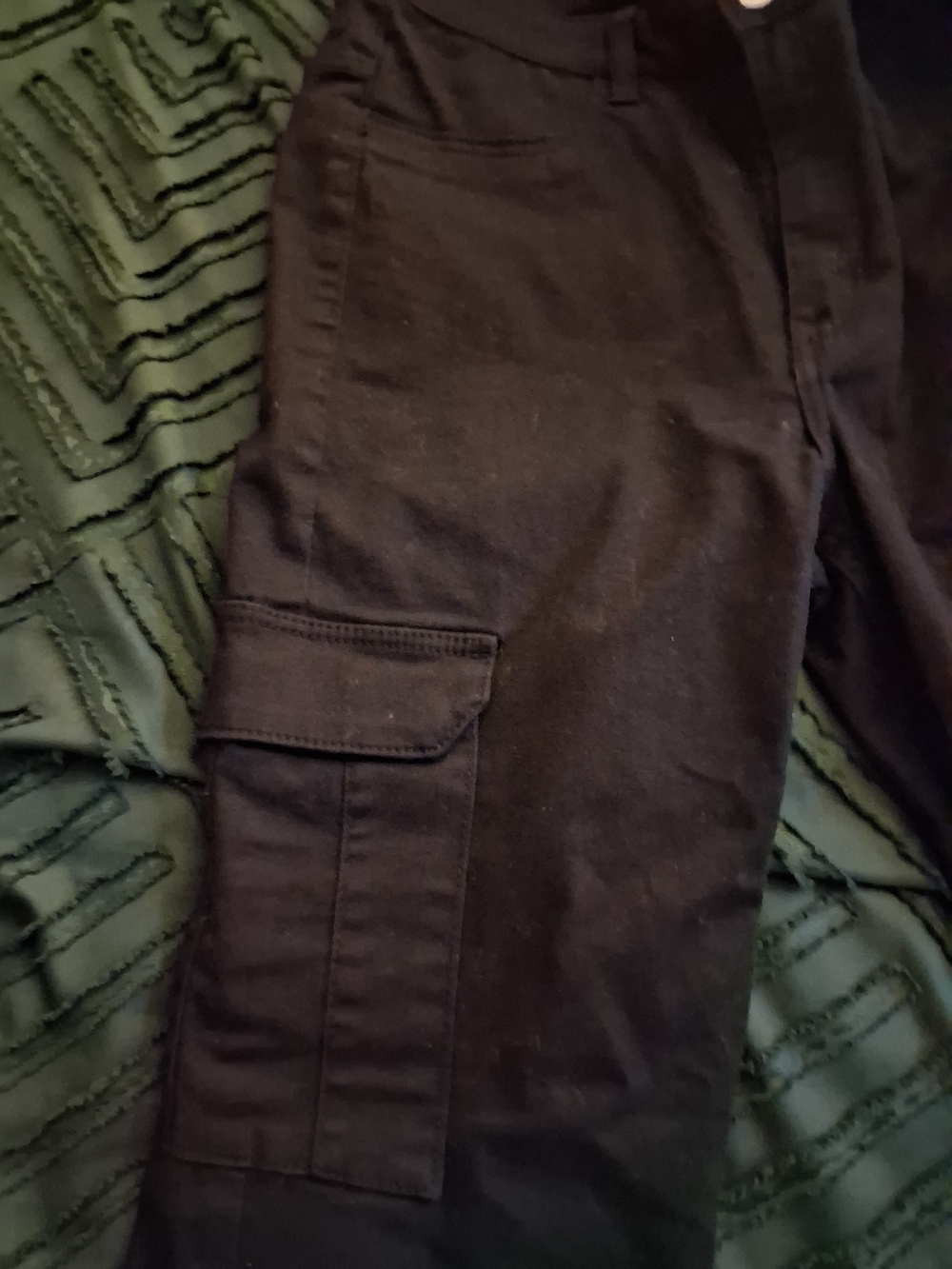 Women's  Black Cargo Pants - Classic Utility Style